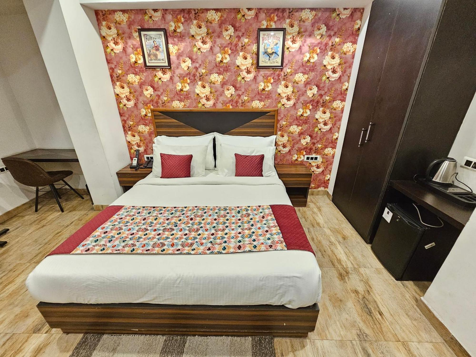 ניו דלהי Hotel Linda Suites Near International Airport By La Casa מראה חיצוני תמונה