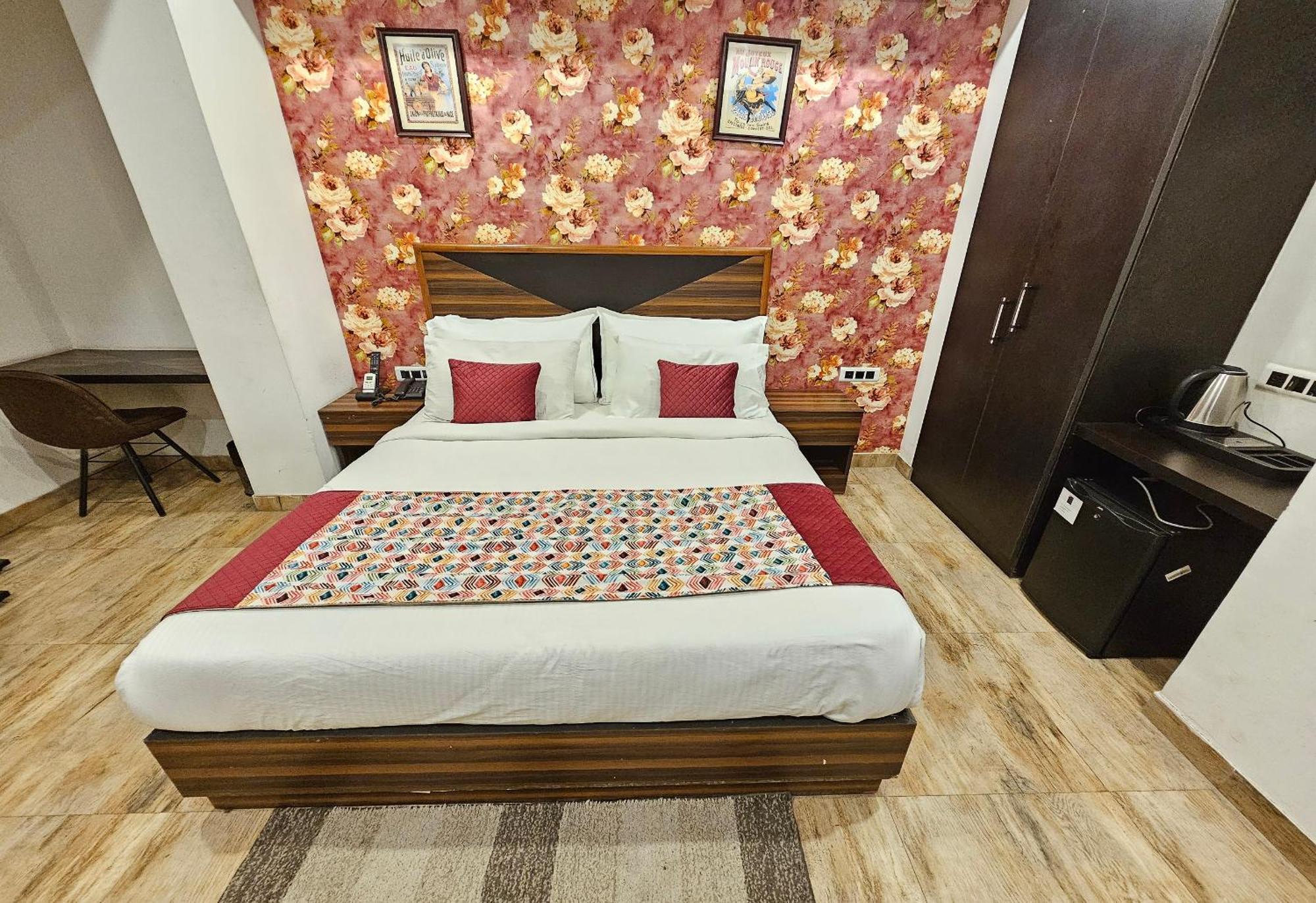 ניו דלהי Hotel Linda Suites Near International Airport By La Casa מראה חיצוני תמונה